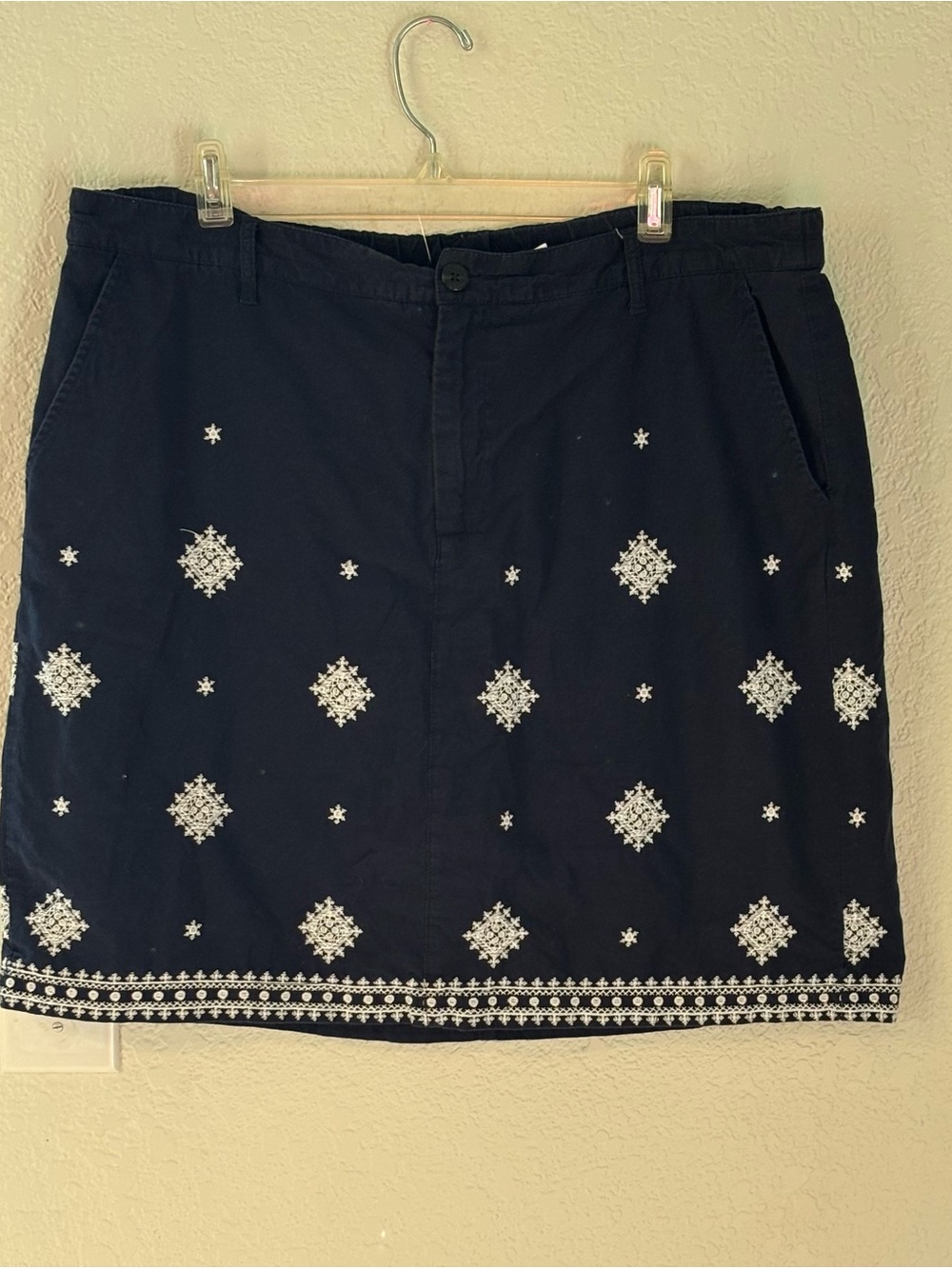 Croft & Barrow the Whimsigoth dream geometric Embroidered Navy- A- line skirt